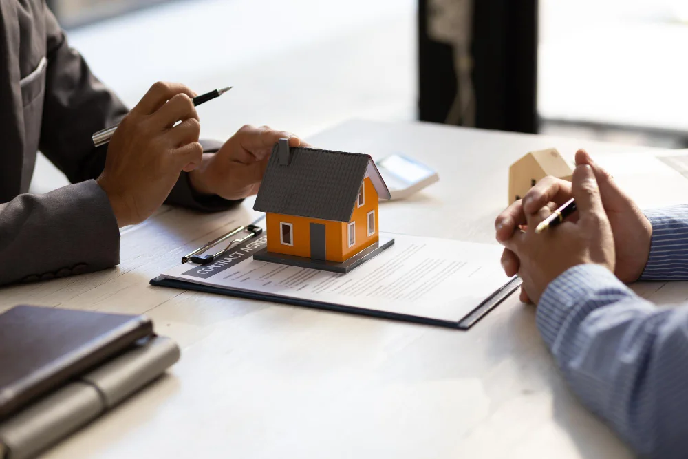 Rent tracker for landlords managing rental payments in Sharjah